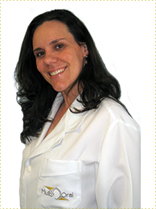 Dra Anelise Valente